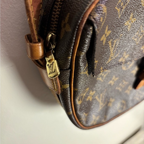 Louis Vuitton PM Jeune Fille Crossbody Bag- Brown - Picture 8 of 16